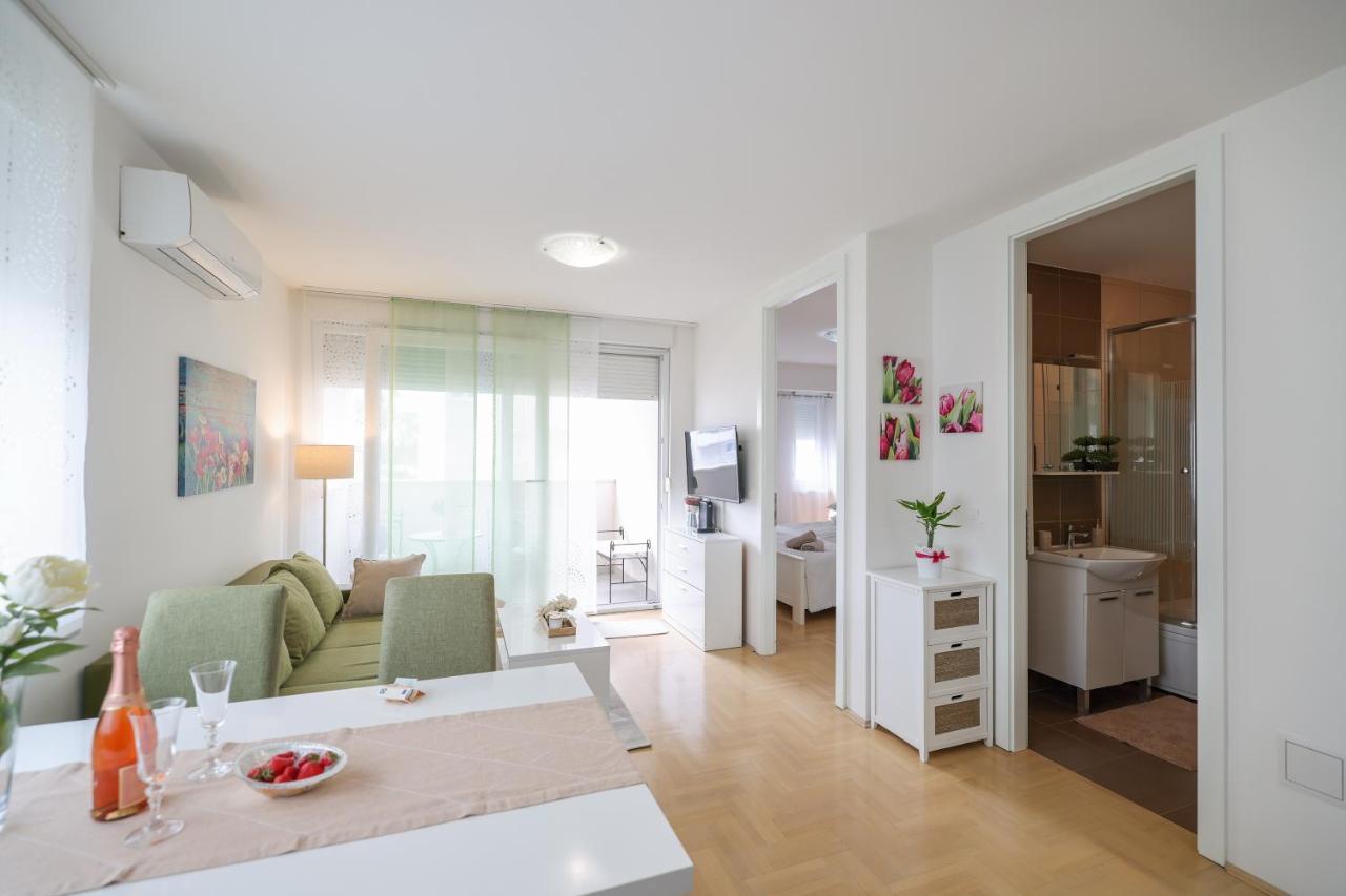 Cozy Niko Apartment - Private Parking And Balcony Zadar Exteriör bild