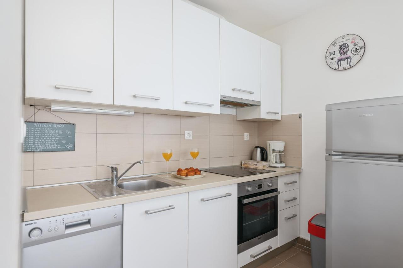 Cozy Niko Apartment - Private Parking And Balcony Zadar Exteriör bild