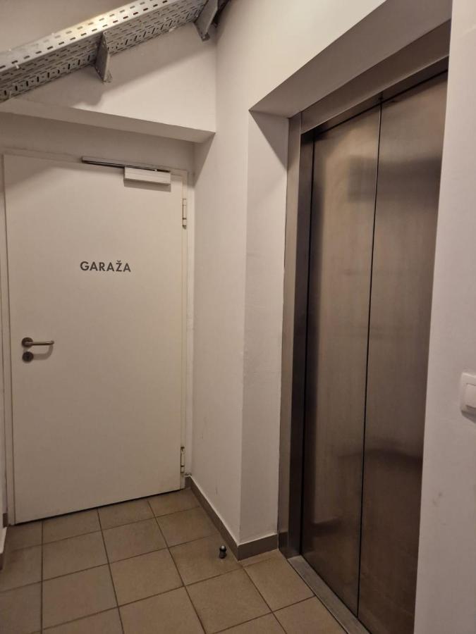 Cozy Niko Apartment - Private Parking And Balcony Zadar Exteriör bild